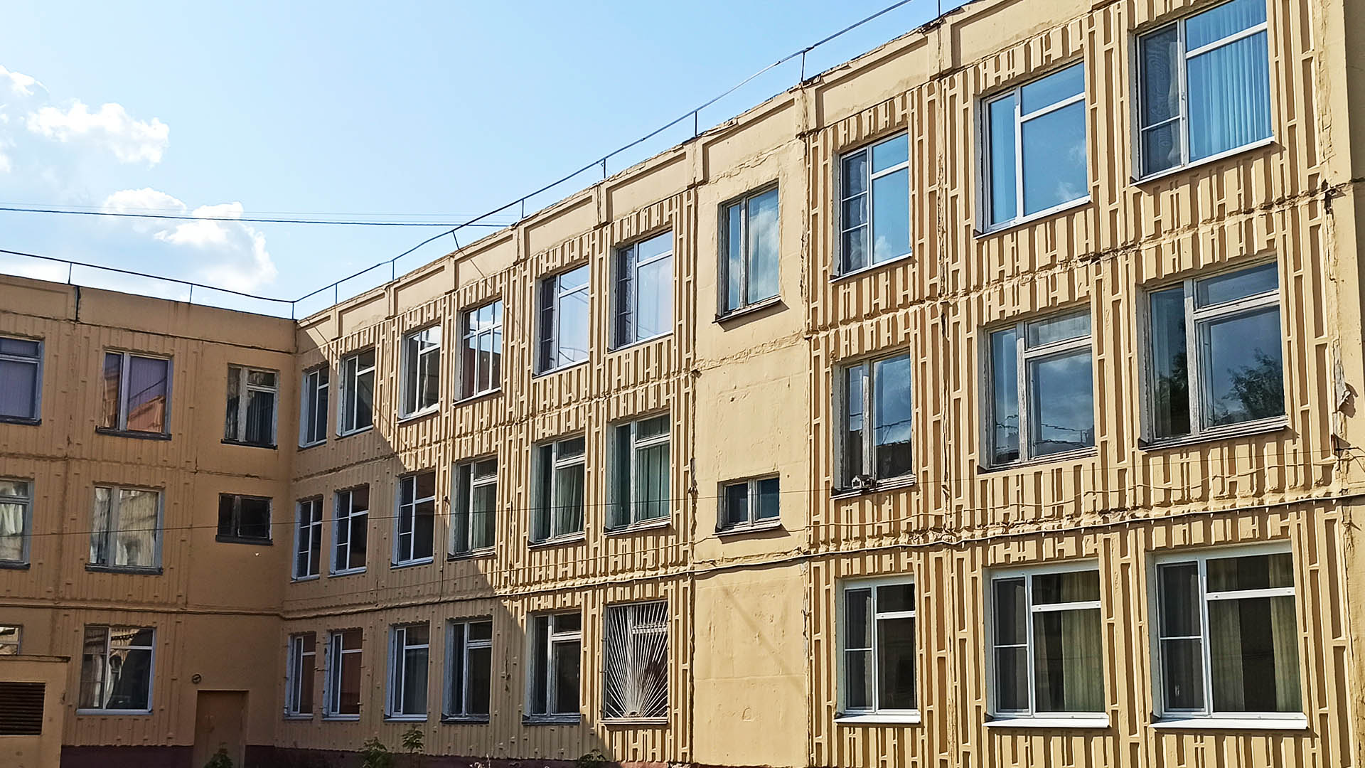 Замена оконных блоков в помещениях МБОУ СШ №13, г.Арзамас