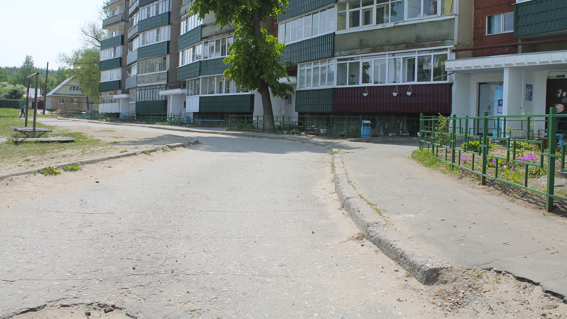 Ремонт дворовой территории мкр.Приокский, д.18, р.п.Досчатое