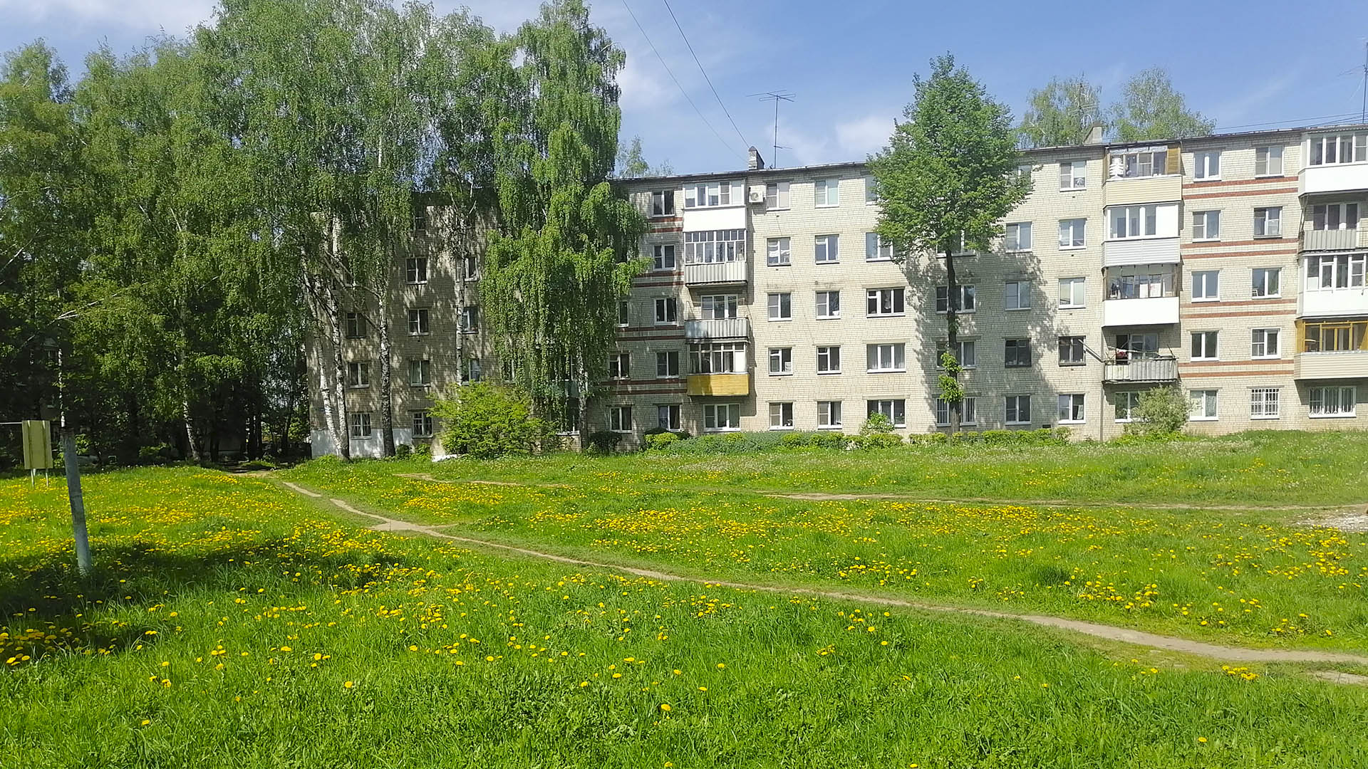 Устройство детской площадки 2 микрорайон, д.28, г.Кстово