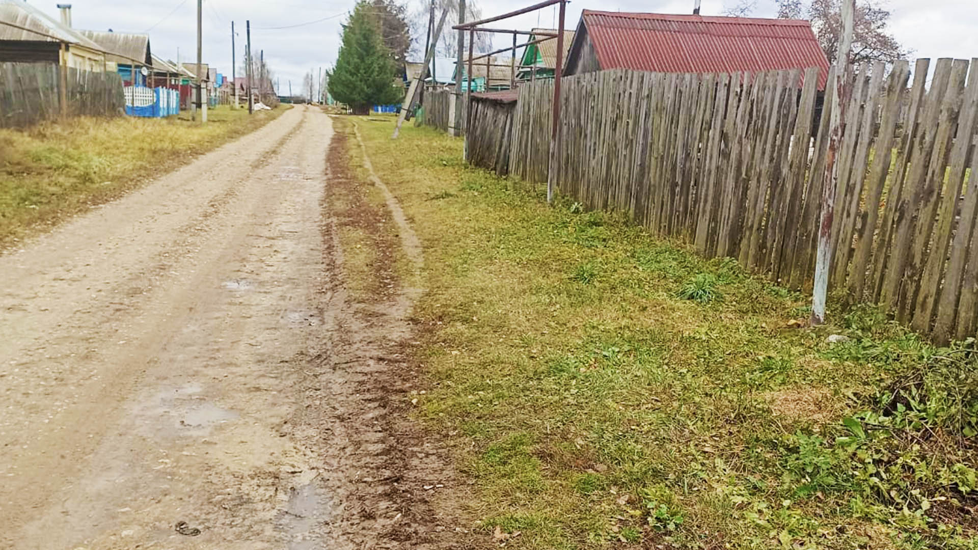 Ремонт водопроводных сетей по ул.Мира, ул.Молодежная, ул.Труда,
ул.Школьная, ул.Центральная, с.Размазлей