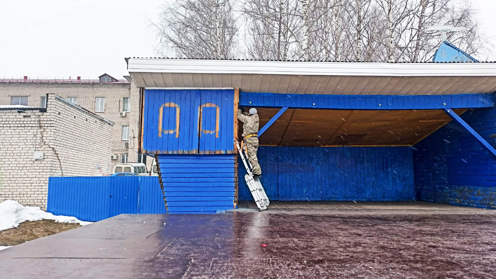 Комплексный ремонт сценической площадки,
г.Ветлуга