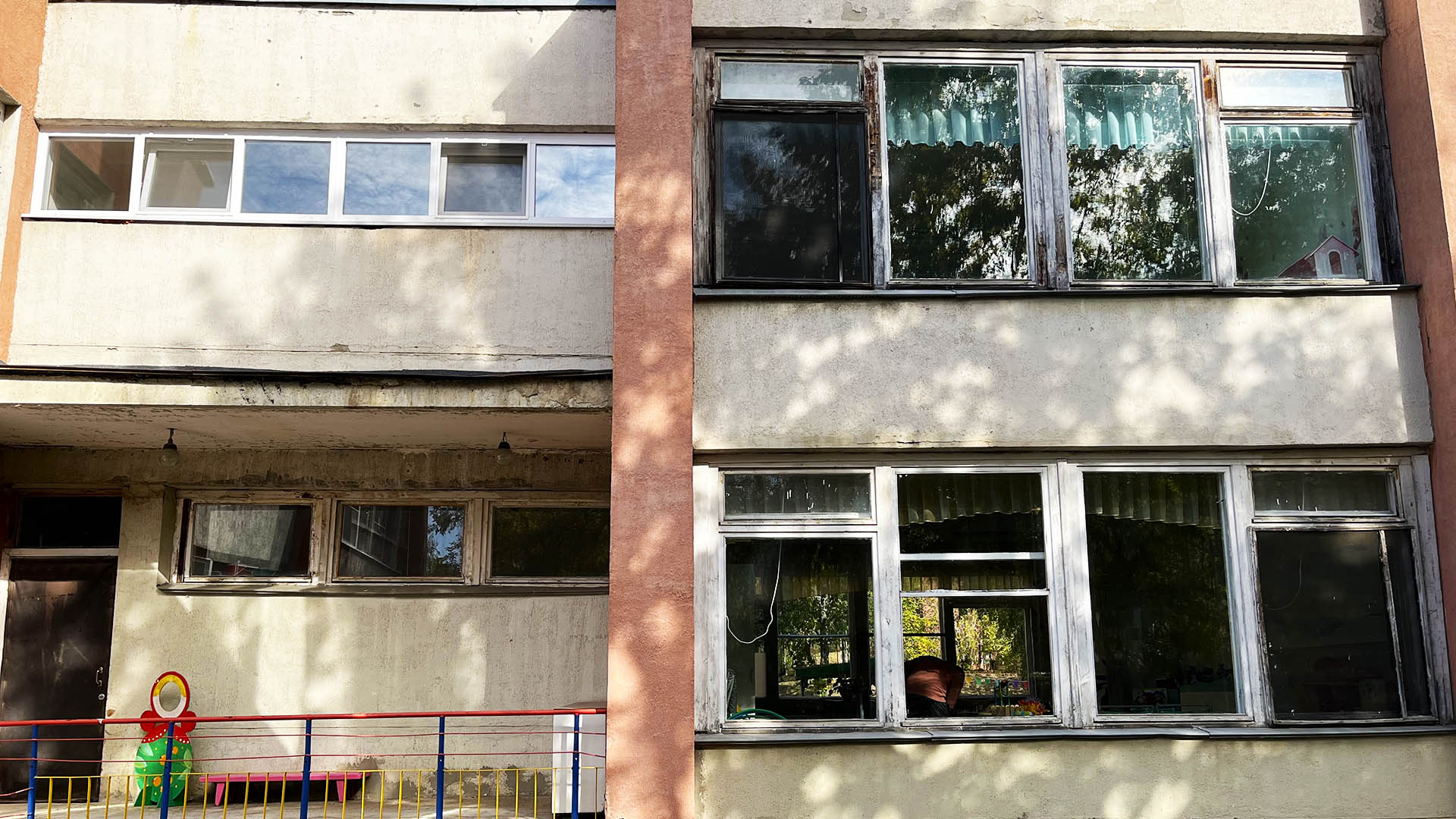 Замена окон в помещениях МБДОУ "Детский сад №41", г.Саров